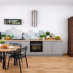 Old Town With Balcony Ac Wifi Smart Tv King Size Bed Parking Daire