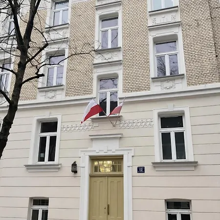 Old Town Love Ac Wifi Smart Tv King Size Bed Parking Balcony Elevator *
